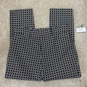 NWT Lord and Taylor size 8p ankle pants.